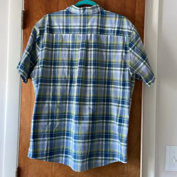 Patagonia Men’s Short Sleeve Shirt - Picture 2 of 4